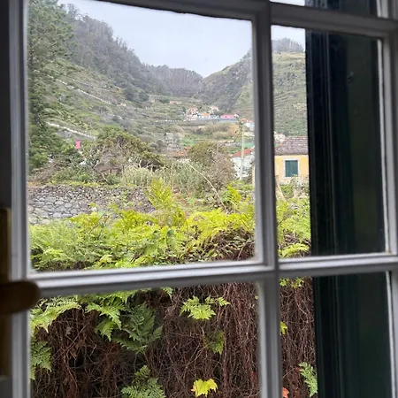 Casa Da Torre Feriehus Porto Moniz